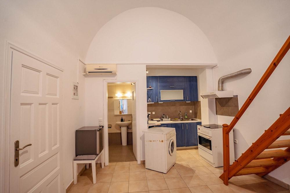 Kamari Sunset Getaway Santorini Cozy Nest