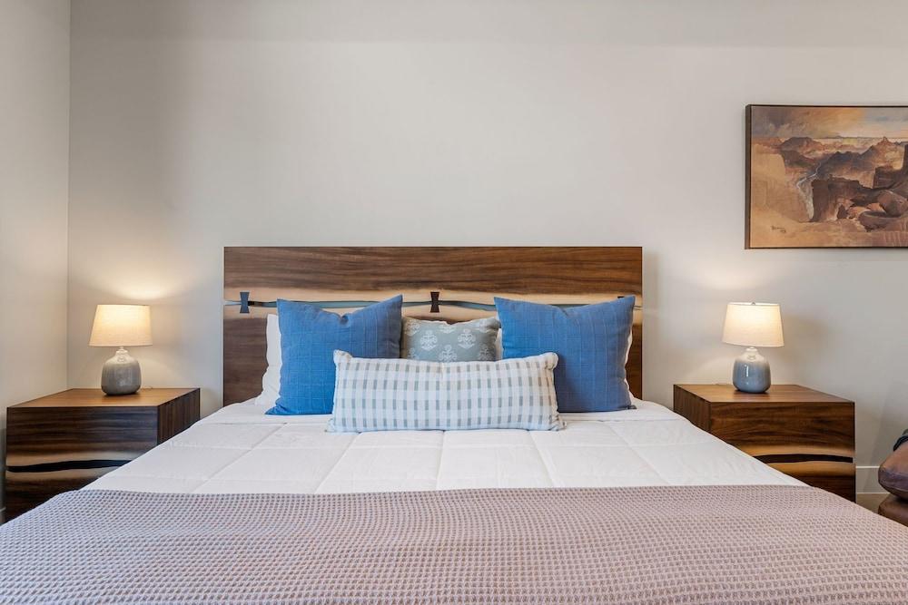 Sundance Edge 6 Bedroom Home