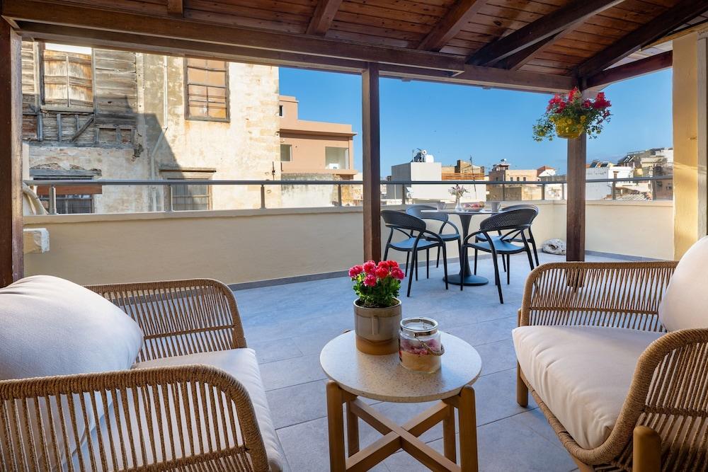 Ariadne de Potie Maisonette