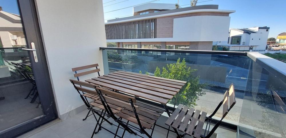 Professionally Maintained Spacious New Suites 2-4