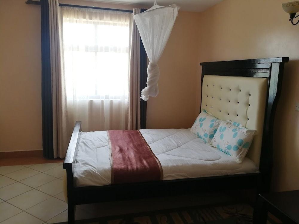 Reyna Hotel Machakos