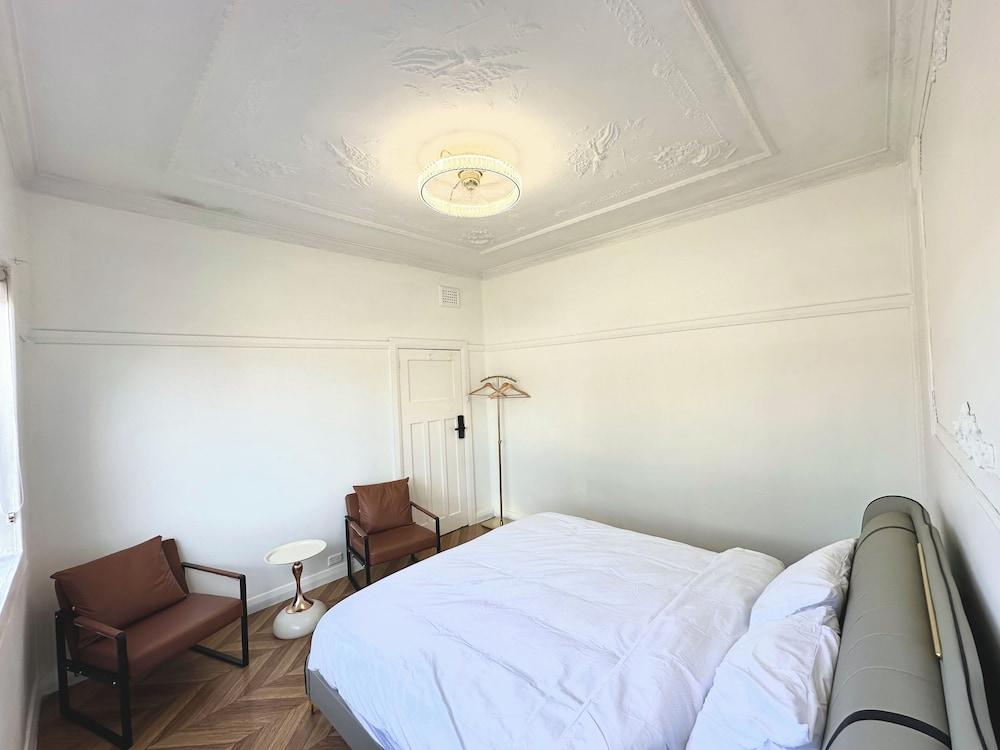 Modern Vintage Single & King size Rooms