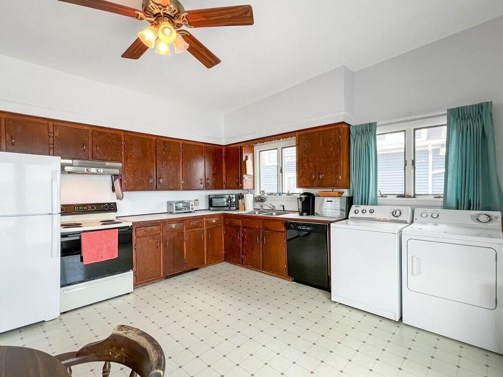 Sandcastle - W148 in Wells