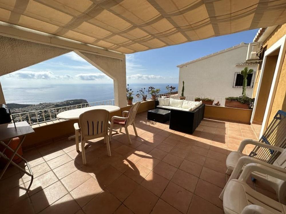 Two Bedroom Apartment With Breath-taking Views