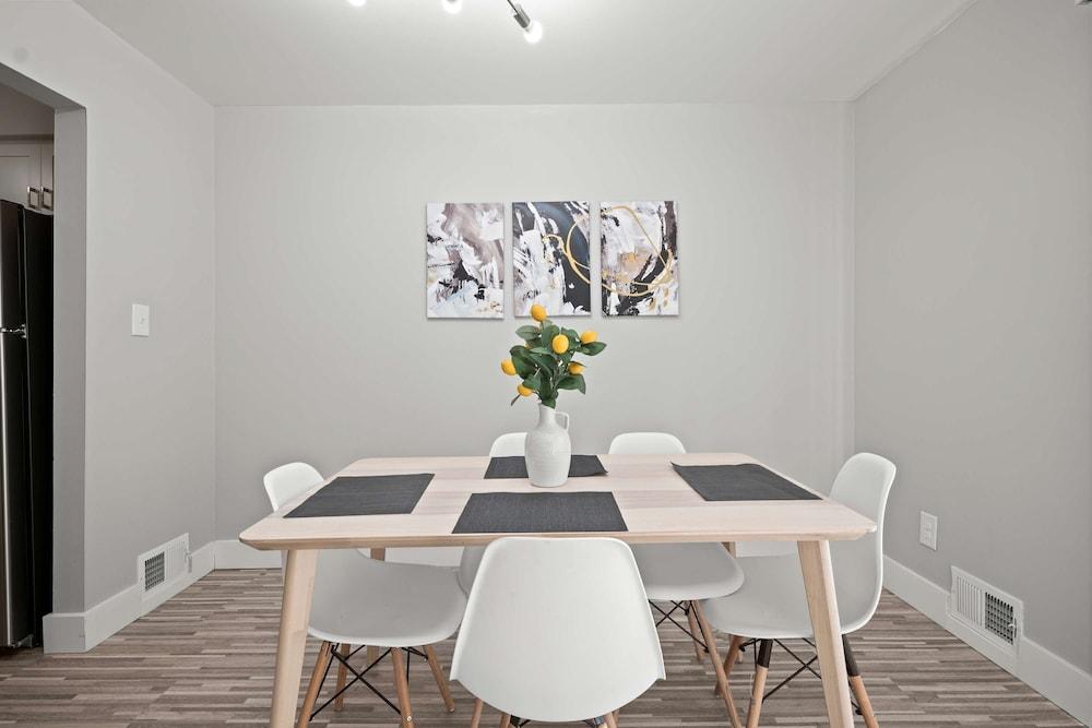 A Unique 2BR 2BA Stay