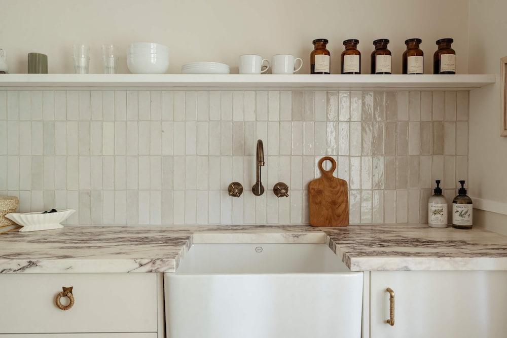 Moraea Farm Suite in Berry