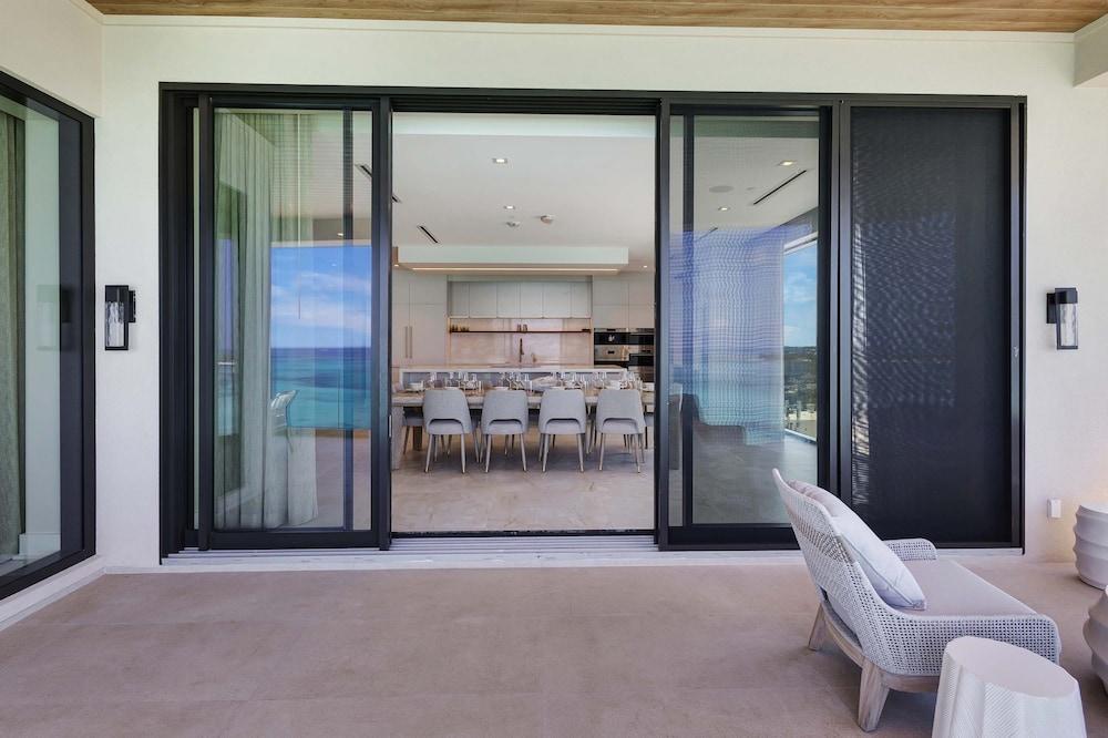 Aqualina 1101 Penthouse