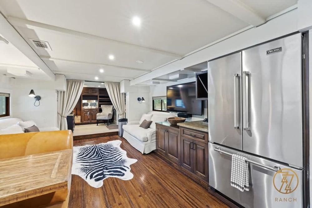 7744 Ranch Entire Resort