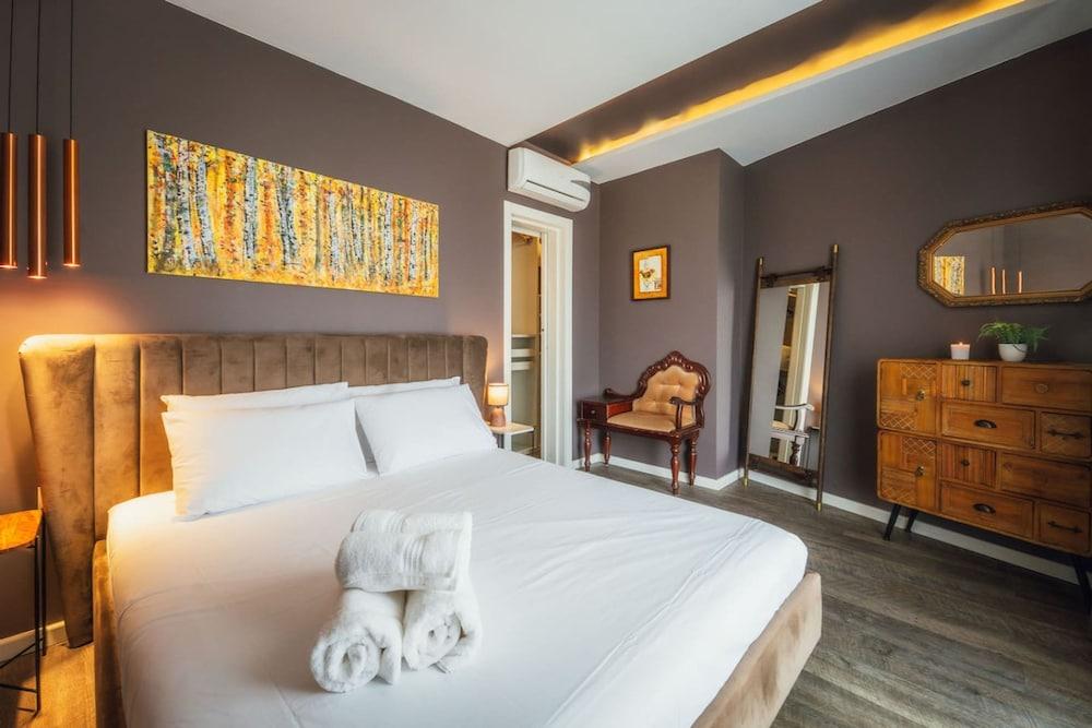 Balanzone s Creative Penthouse