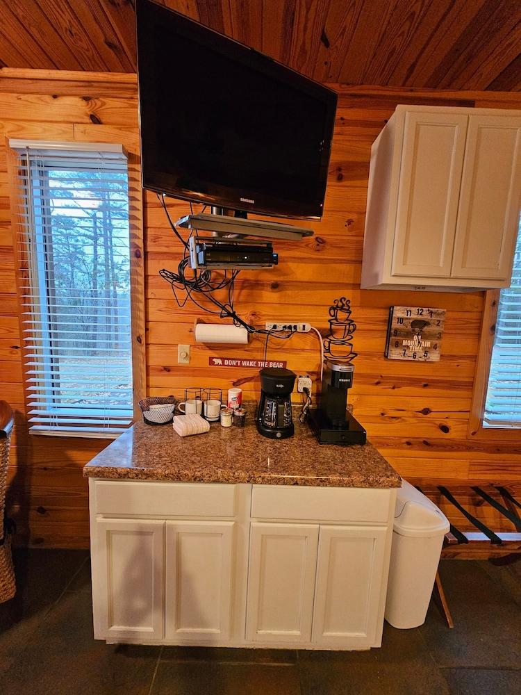 Honey Bear Haven Suite 1