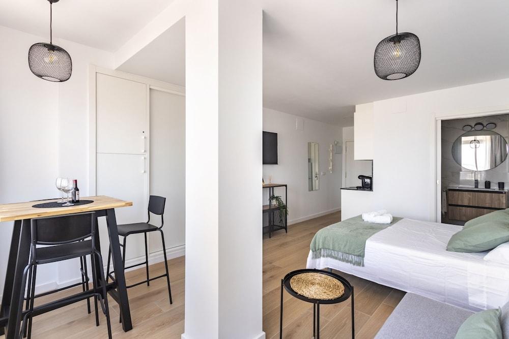 Luxury Views Downton