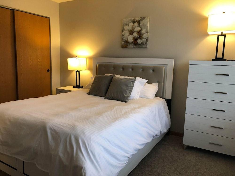 2 Bedroom Apartment Next To Rivian