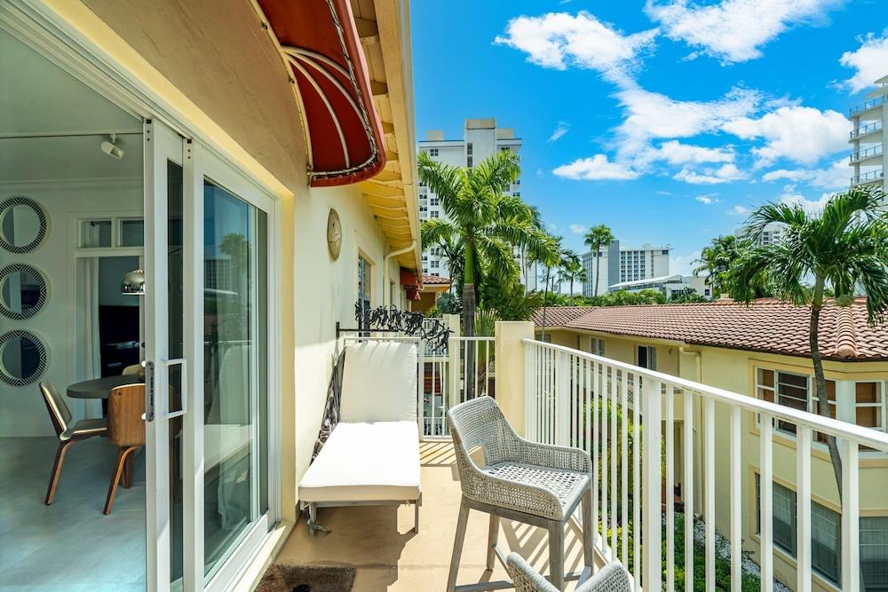 Walk to Ft Lauderdale Beach - Water Views Pool