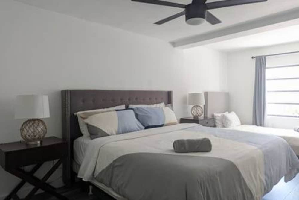 Pool Parking 2 Bedroom Retreat Sleeps 5