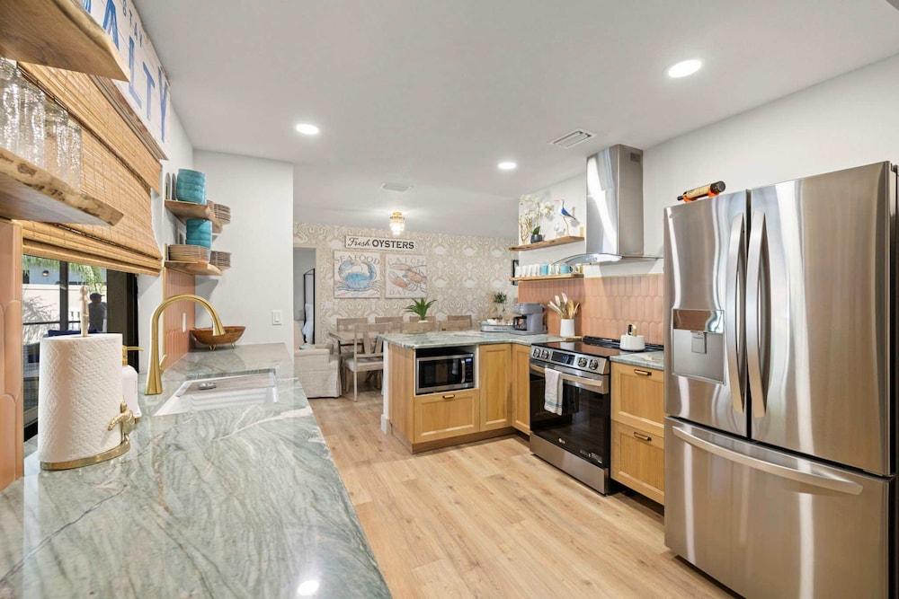 Pickle Ball Golf Pool Spa Game Room Beach