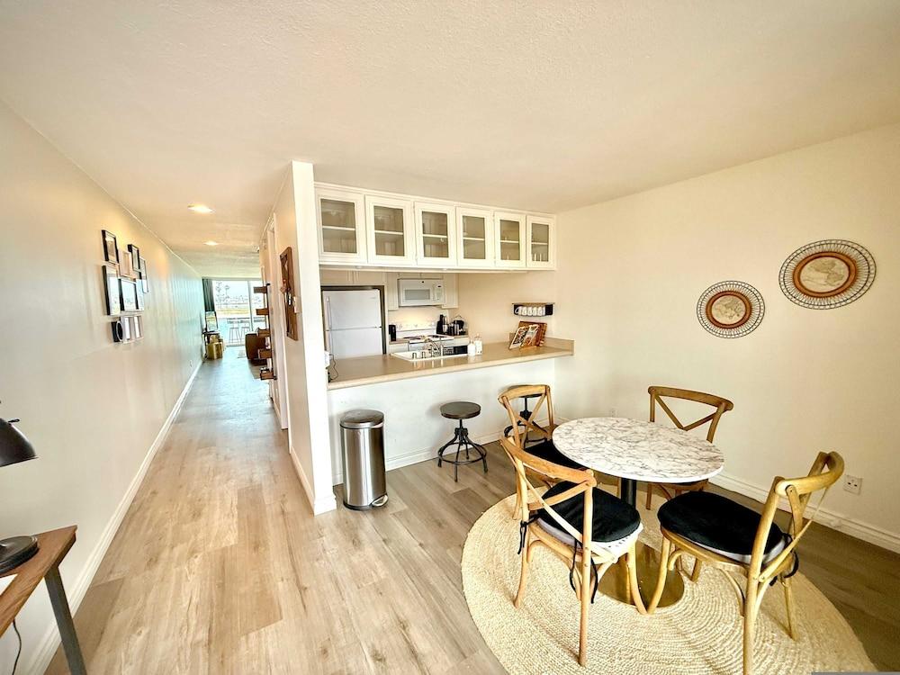 Mission Beach Bayfront Two-story bay View Condo