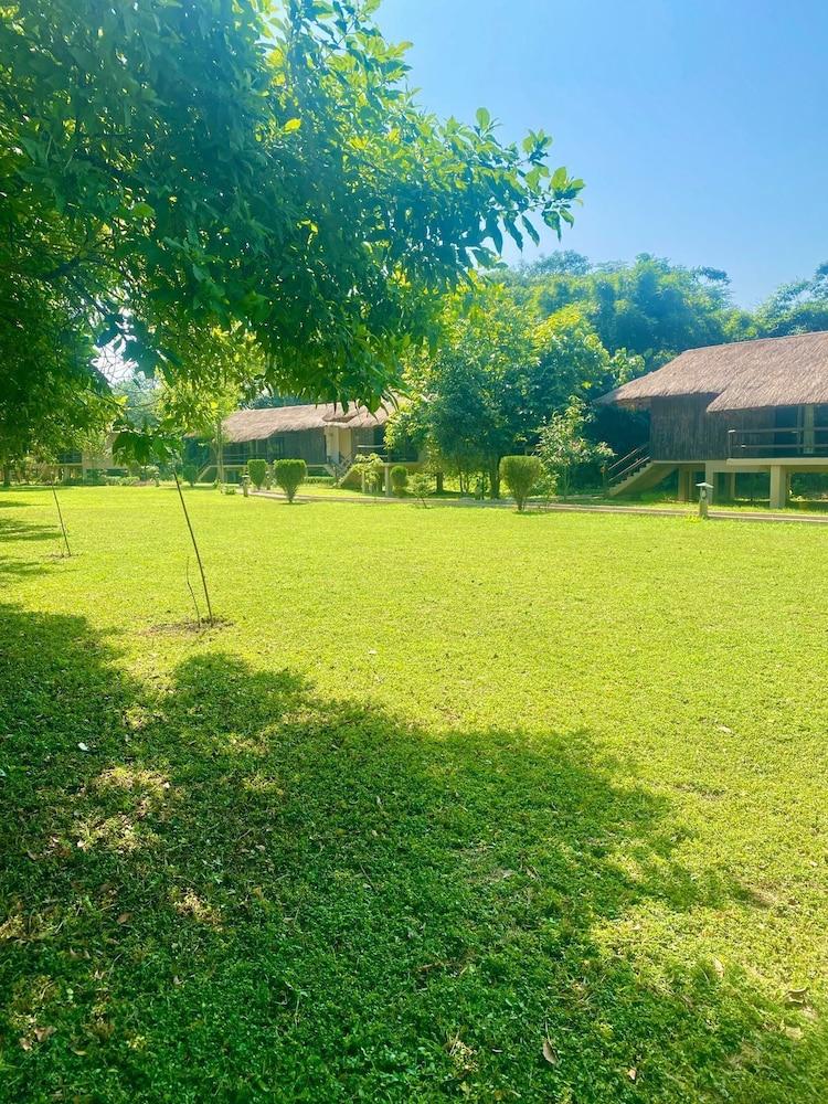 Temple Tiger Resort Chitwan