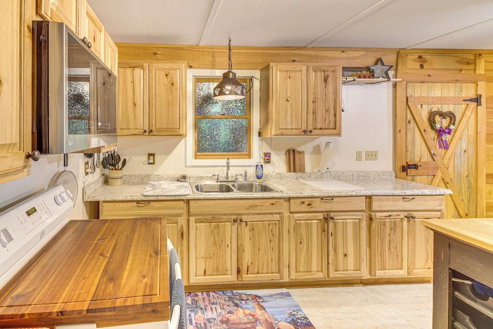 Sunroom, Grill & Wraparound Porch: Jamestown Home