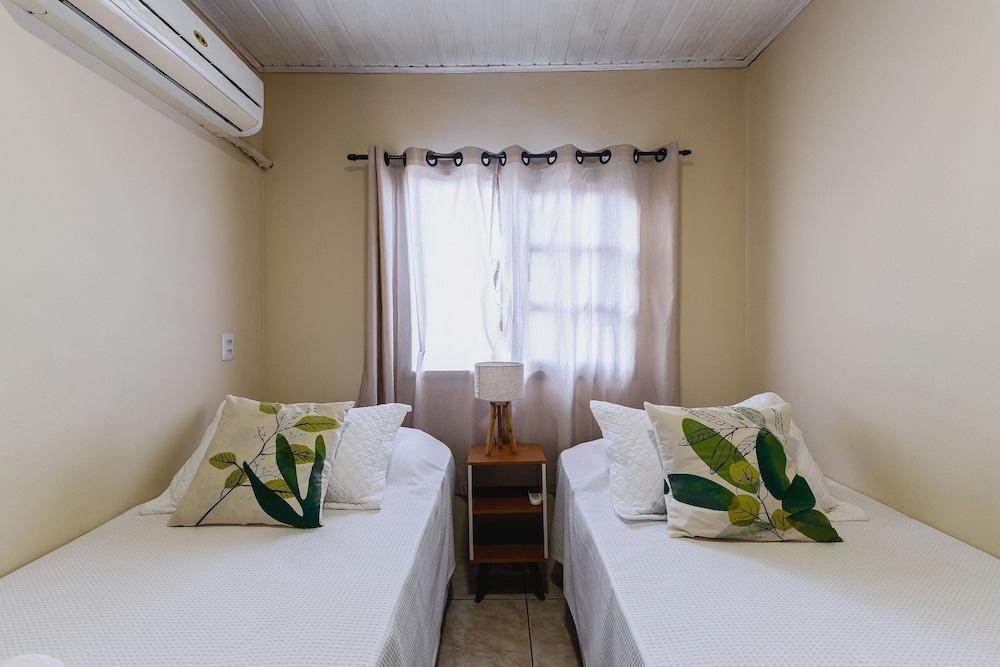 Casas Valley Design - Praia do Rosa - SC