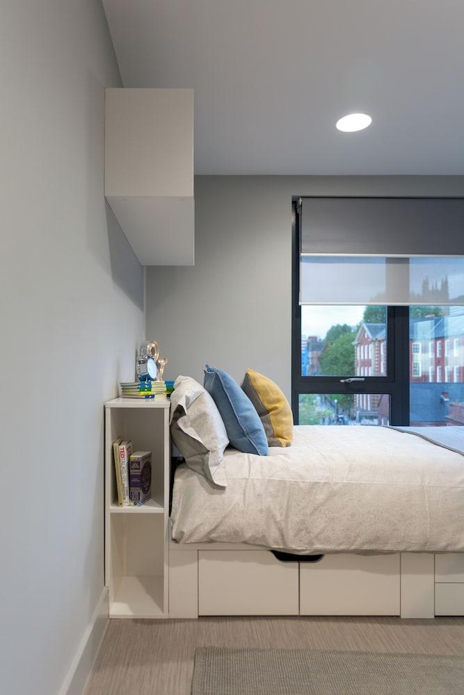 Student Only Portobello House