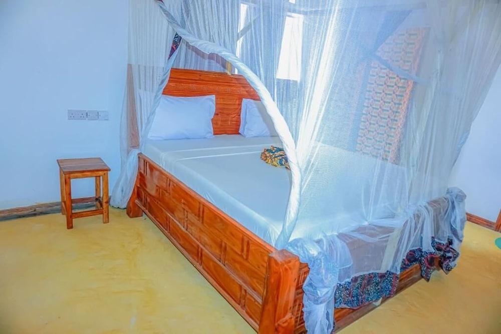 Tumbo Swahili Villas