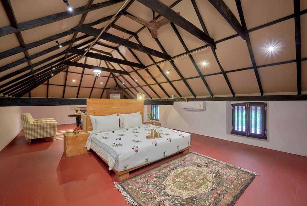 Seclude Karthika Nivas Thrissur