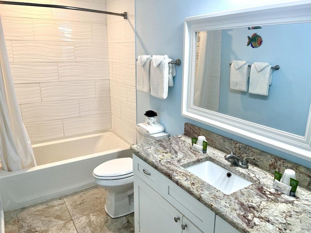 Beachgate Condo Suites And Hotel 234+235+236 3 Bedroom Condo