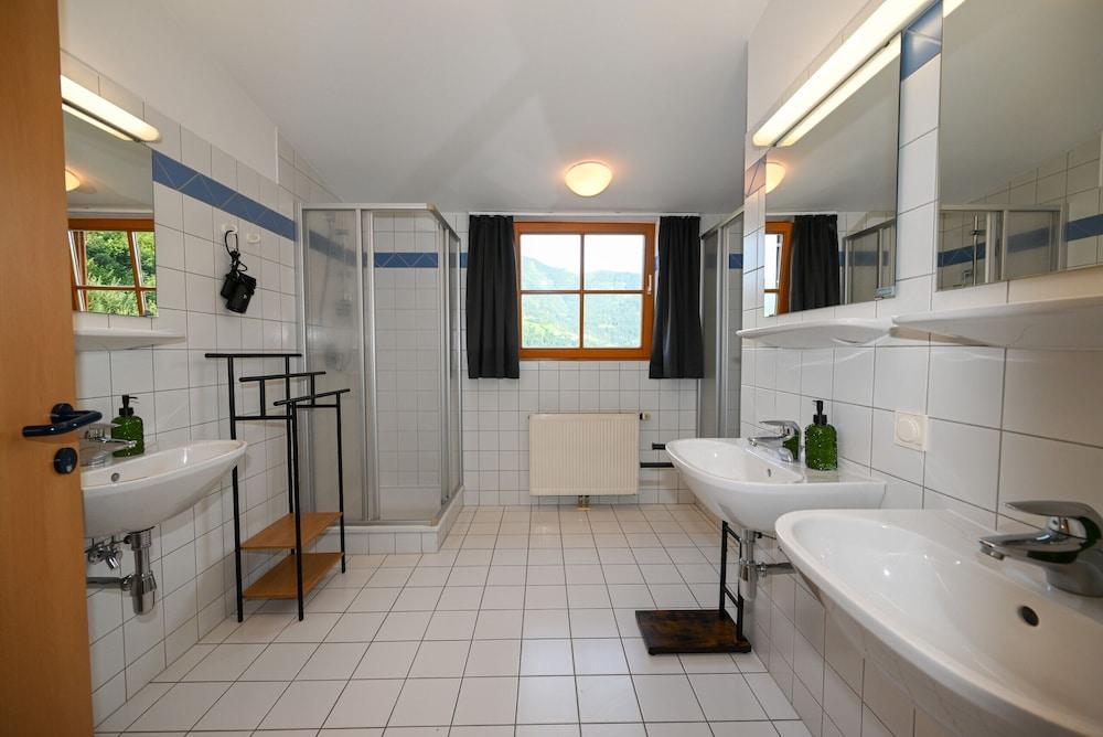 Schmitten 27 - Room 9 200m From ski Lift