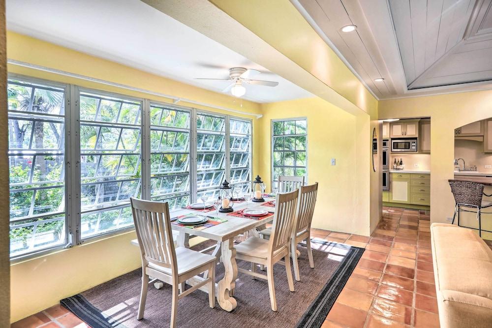 Bright St Thomas Getaway W/pool, 3Mi to Magens Bay