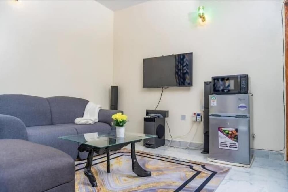 Lux Suites Carsons Nest Narok