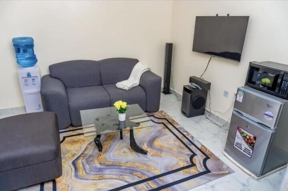 Lux Suites Carsons Nest Narok