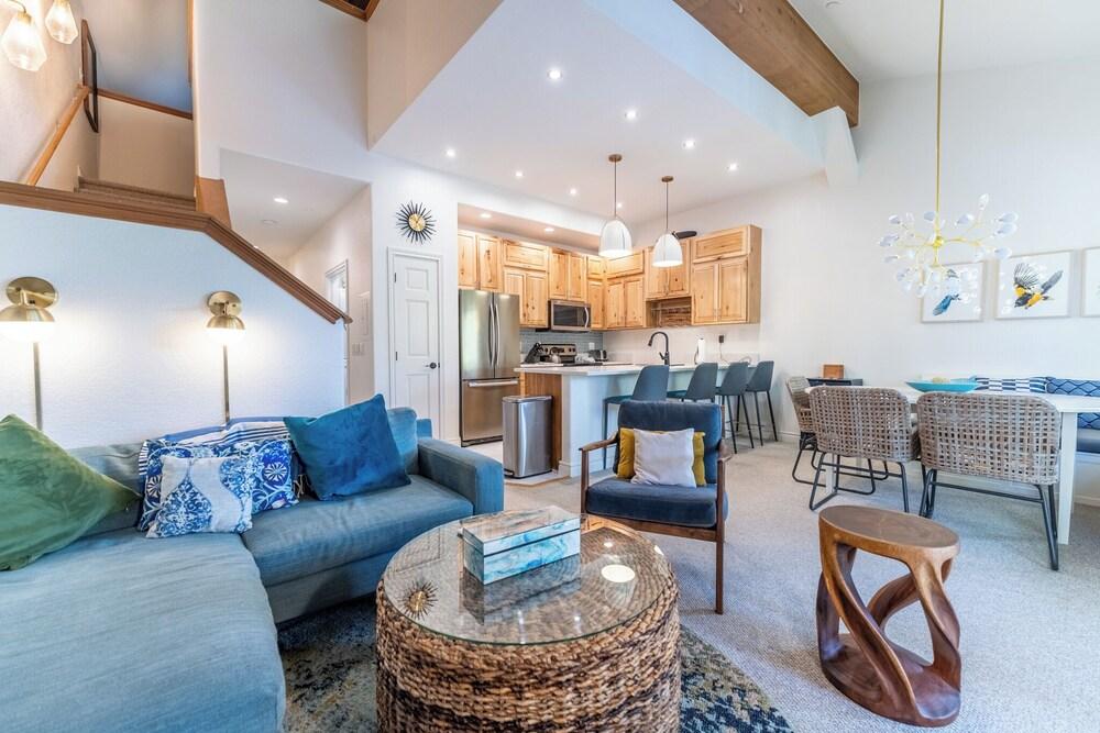 Retreat on the Blue Unit B4