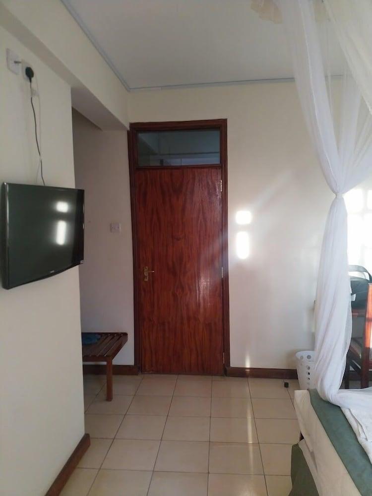 Machakos University Hotel