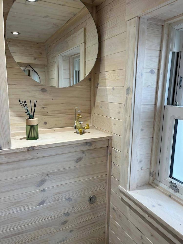 Cozy Seaside Retreat in Peterhead