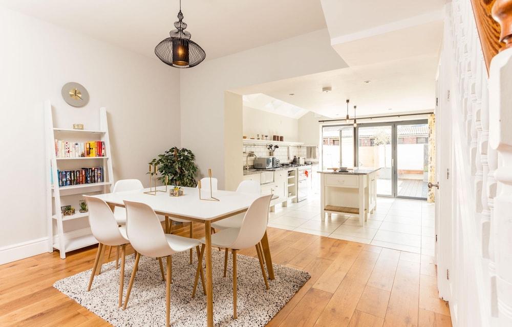 Angelite in Cambridge