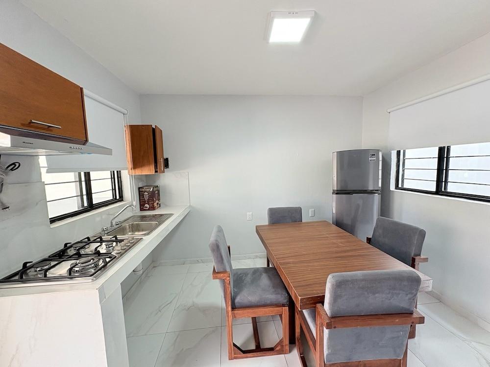 Residencia Gran Coyula Orange A