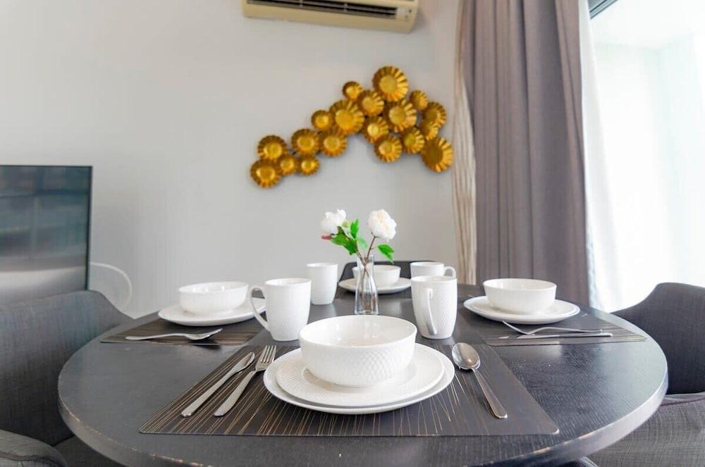 [pet-friendly] 3BR Somerset, Puteri Harbour, Legoland