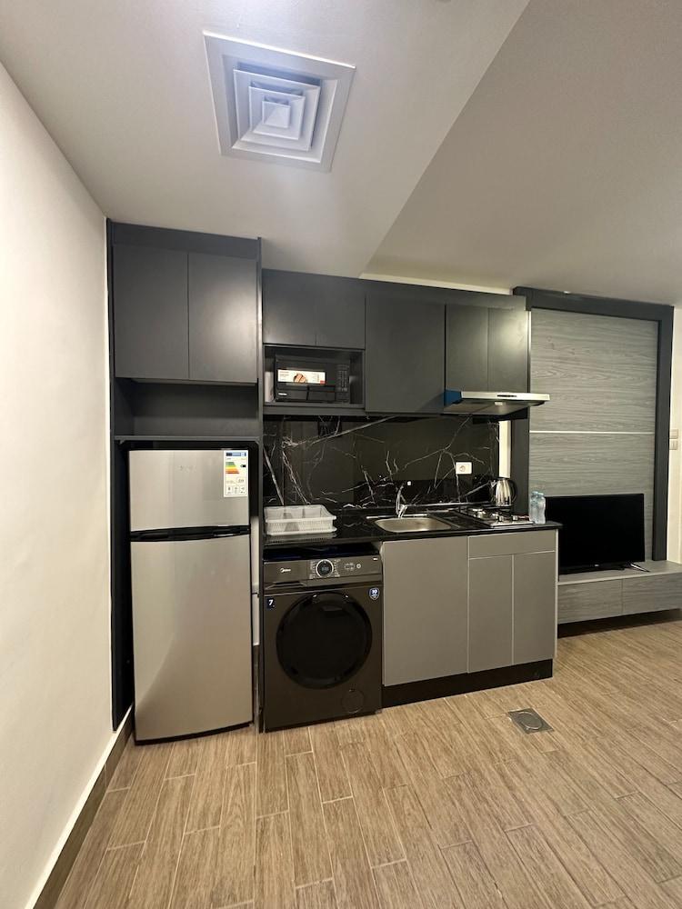 Charming Amman Apartment at Center