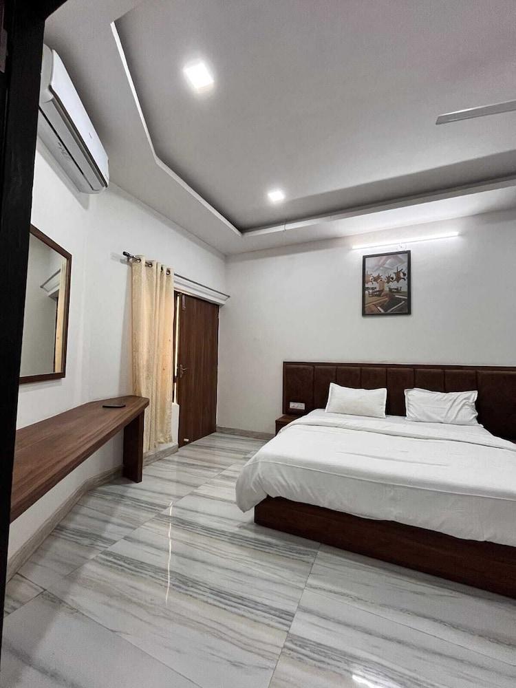 Hotel Raj Villas Palace - Jodhpur