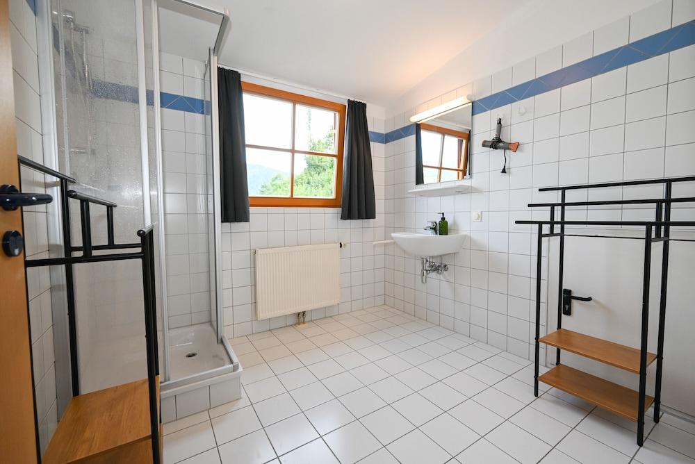 Schmitten 27 - Room 4 200m From ski Lift