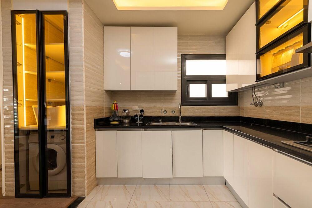 Madinaty Modern 3BR with Garden Views