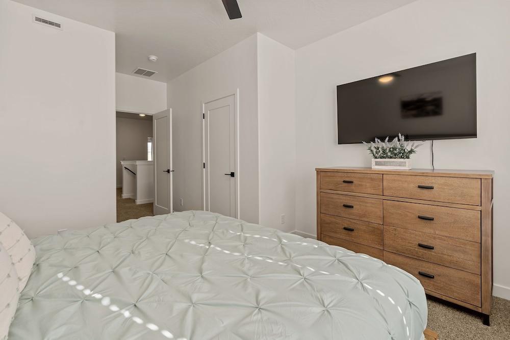 Sunseekers Escape 4 Bedroom Townhouse