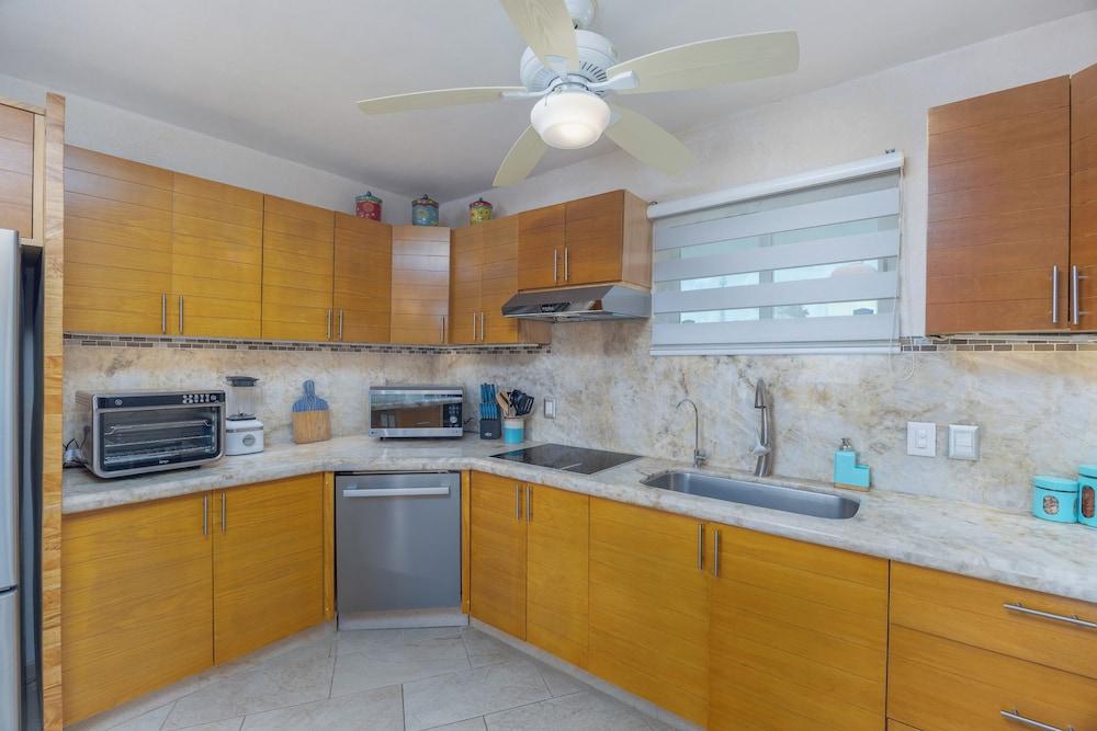 Costa Dorada Costa 402