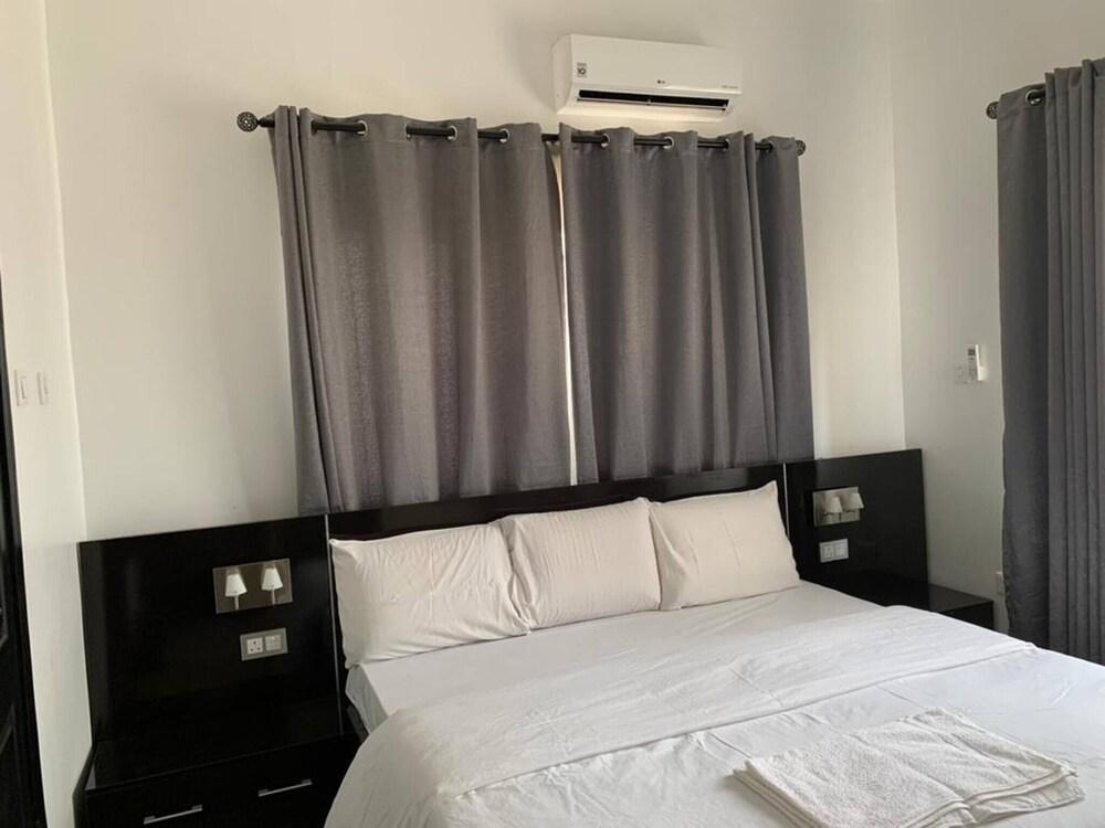 3 Bed Apartment at a Central Location