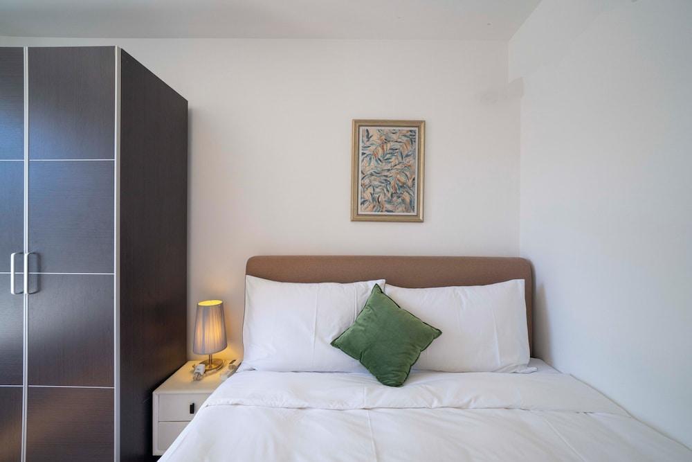 Tyms Elegant 1BR 1BA Apt Yongxin Century