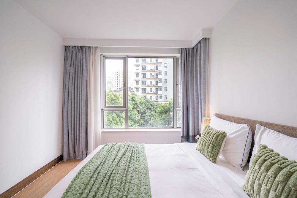 Tyms Premium 1BR 1BA Apt Yongxin Century