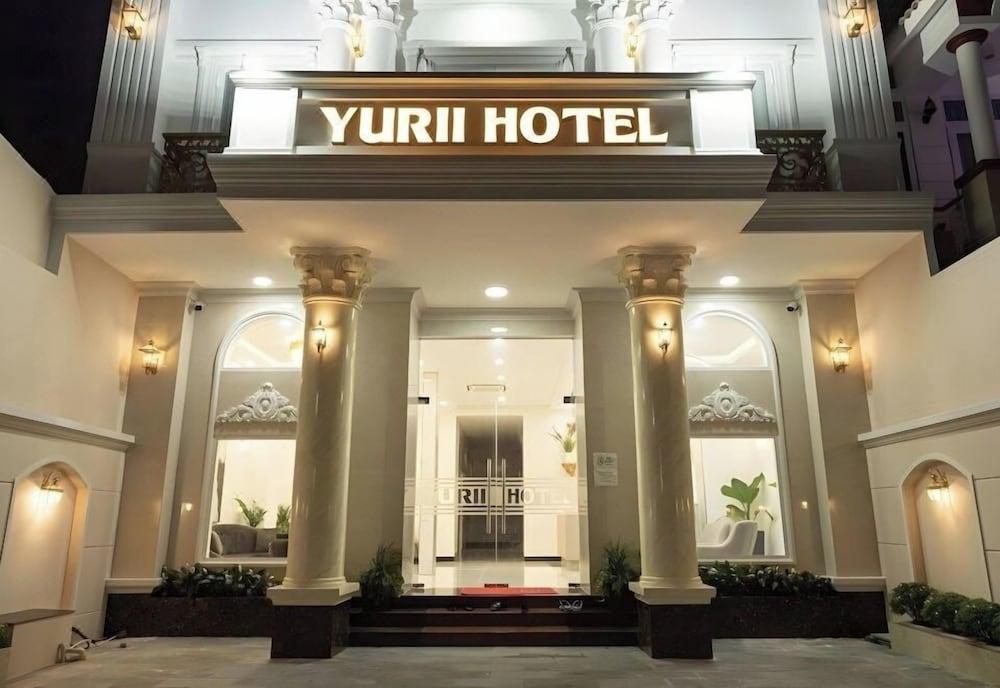 Yurii Hotel
