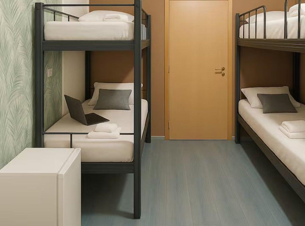 Silver Gate Rooms-diocletian's Palace