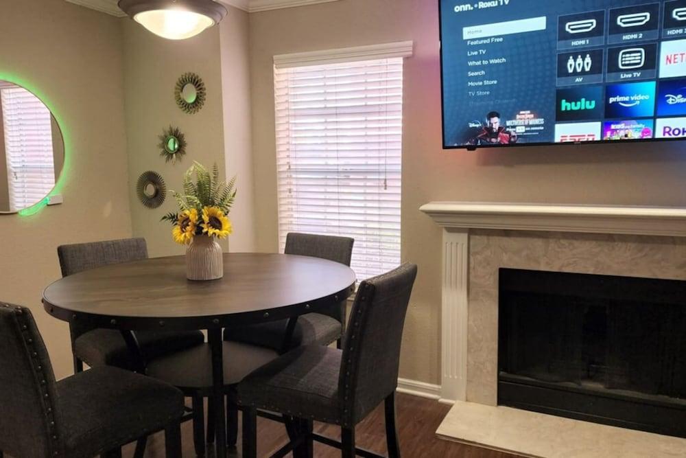 Medical Center 2BR With Resort Amenities