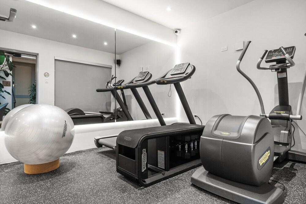 Adults Exclusively Bar Oceanpark Beach